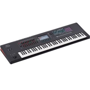 Fantom-7---Roland