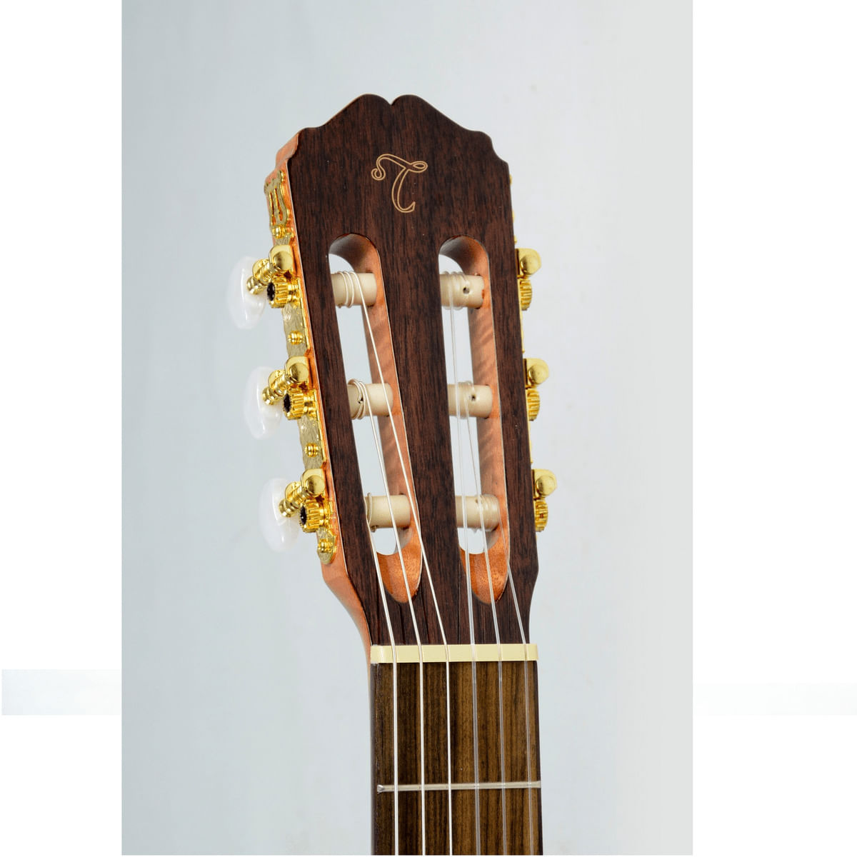 Violao-Eletroacustico-Cutaway-GC-6CE-N----Takamine-3 Violao-Eletroacustico-Cutaway-GC-6CE-N----Takamine-3
