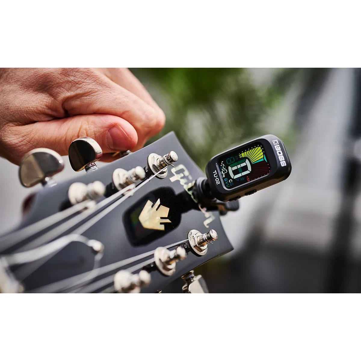 Afinador-Cromatico-de-Clipe-TU02---Boss-2 Afinador-Cromatico-de-Clipe-TU02---Boss-2