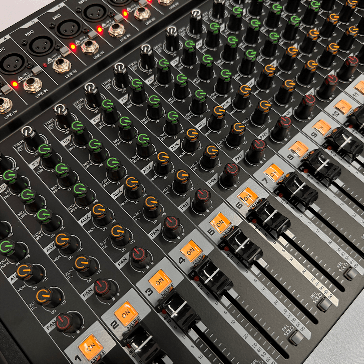Mesa-de-Som-16-Canais-Com-Bluetooth-EFX-e-USB-MGB-16-USB---NXA-1 Mesa-de-Som-16-Canais-Com-Bluetooth-EFX-e-USB-MGB-16-USB---NXA-1